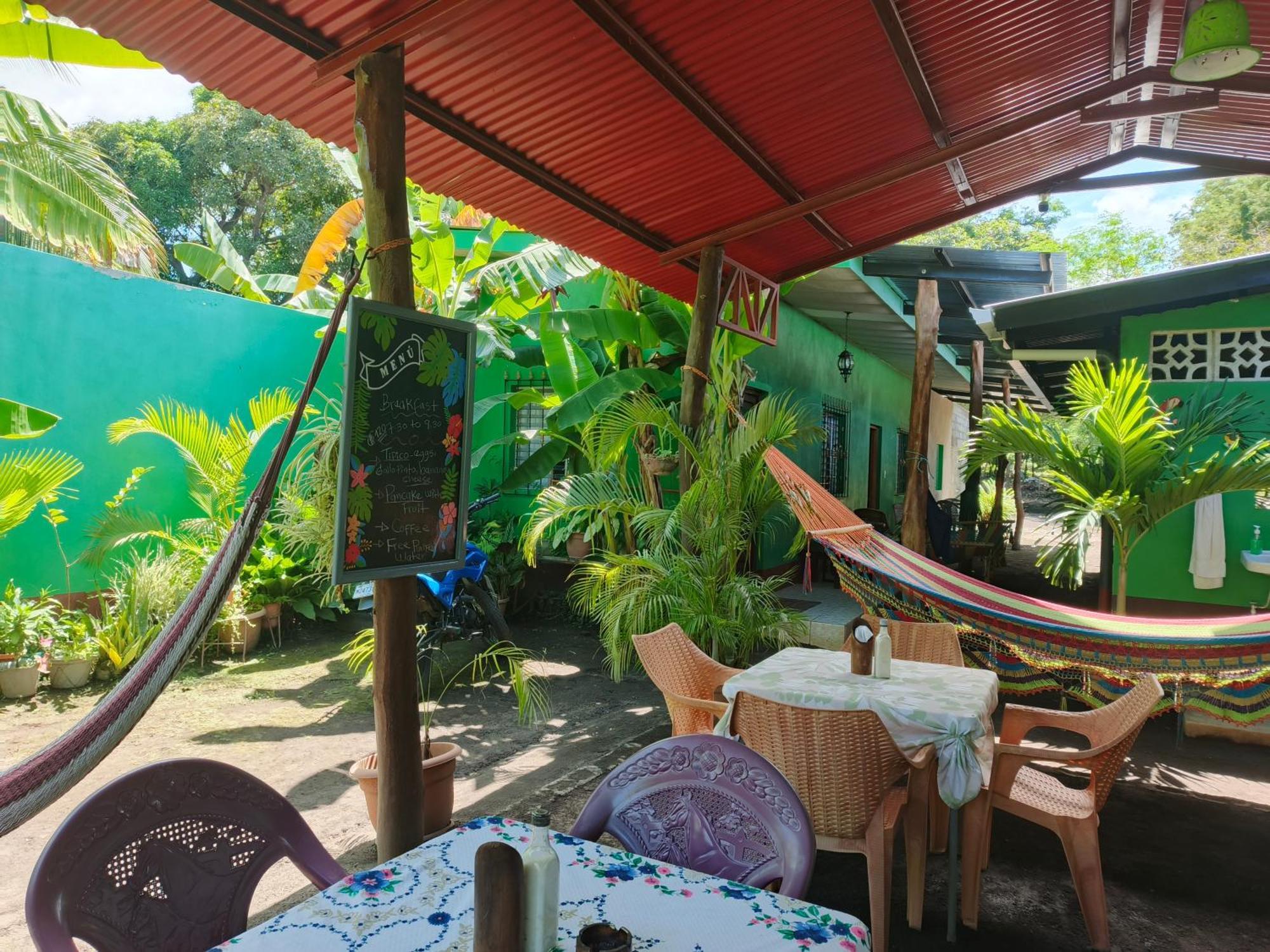 Cocos Hostel Moyogalpa Eksteriør bilde