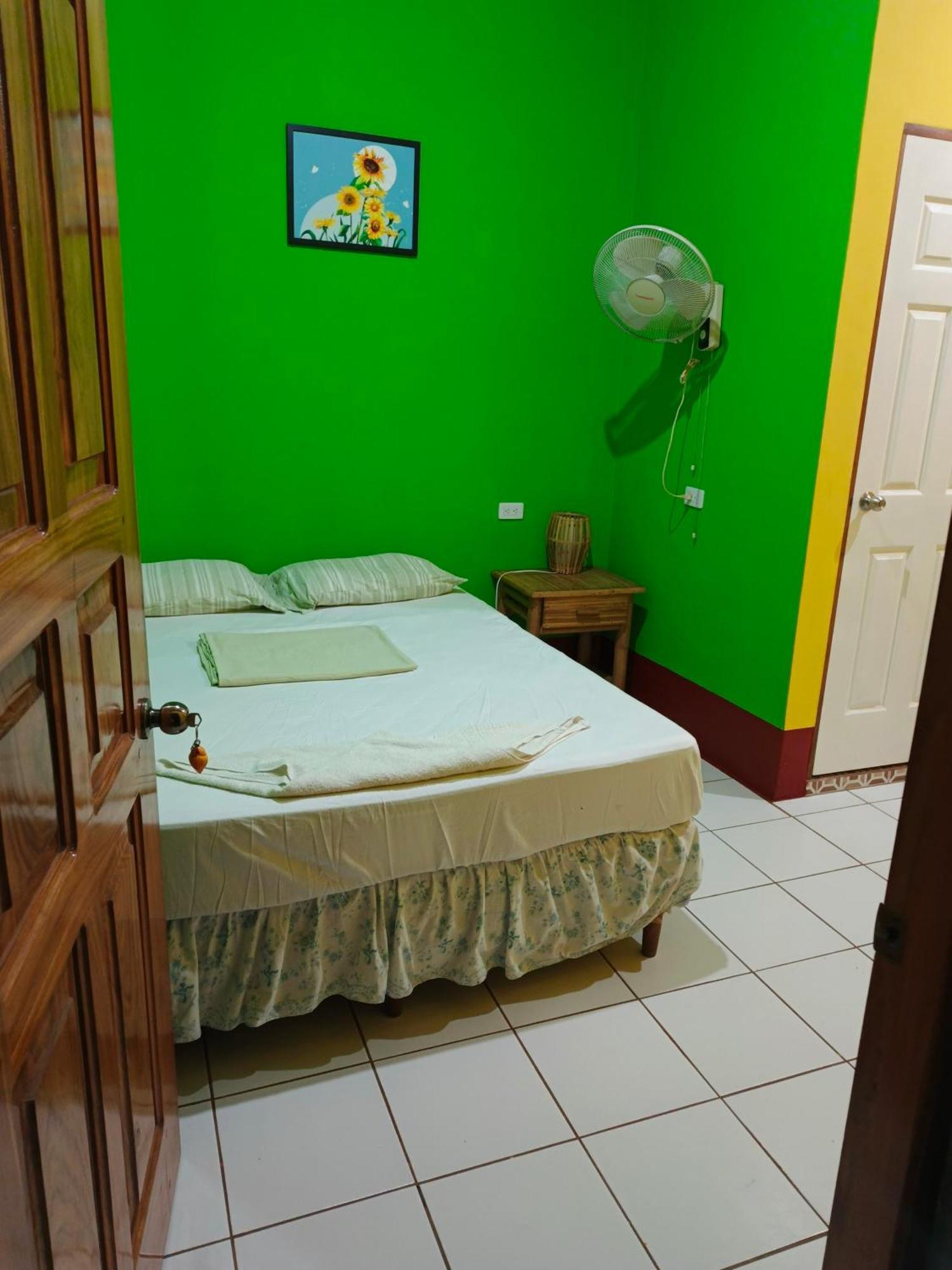 Cocos Hostel Moyogalpa Eksteriør bilde